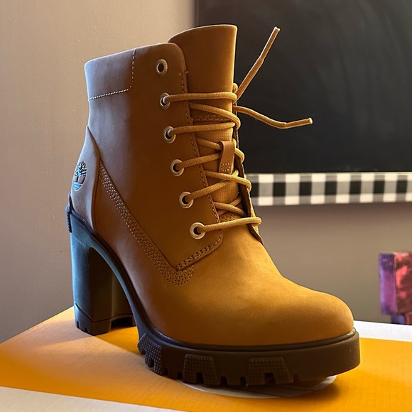 Timberland Lana Block Heel Wheat Nubuck Bootie Boots - Picture 9 of 15